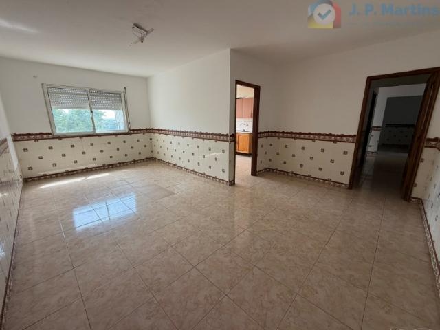 Apartamento T3, Santo António da Charneca, Barreiro