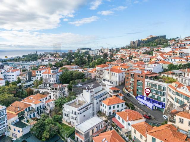Apartamento T3 situado em São Pedro, Funchal 155m² São Pedro Funchal