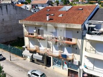 Apartamento T3 + Sótão Habitável