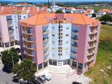 Apartamento T3 | Sótão Garagem fechada | Torres Novas