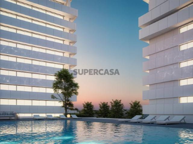 Apartamento T3 Strata Private Residences