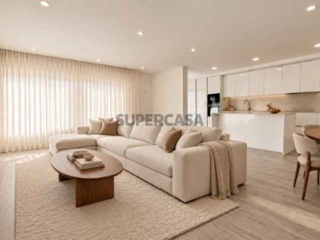 Apartamento T3 | Suíte | Garagem BOX | Arrecadação