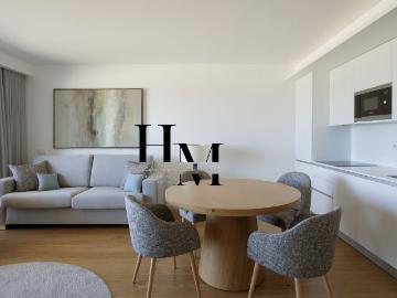 Apartamento T0+1 com solário inserido no prestigiado empreen. 141m² Sesimbra Castelo