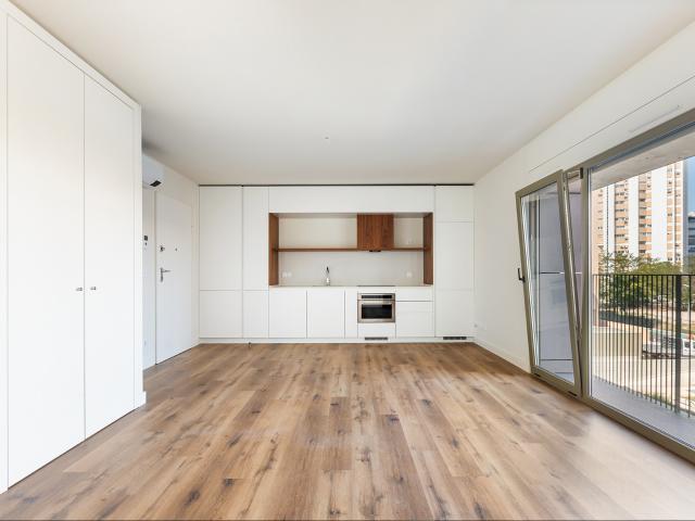 Apartamento T0+1 com varanda no Luma, Lumiar, em Lisboa