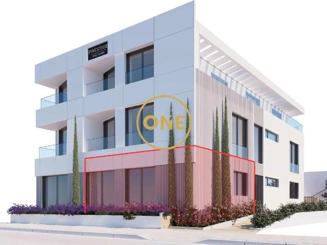 Apartamento T0, com AC, Cozinha equipada, no Centro de Machico