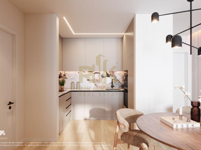 Apartamento T0 com Logradouro e Jacuzzi