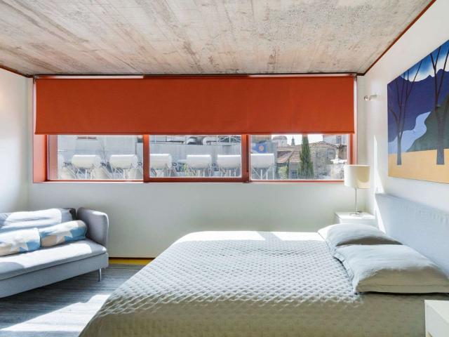 Apartamento T0 com mezanine, para arrendamento em Cedofeita, Porto