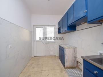 Apartamento T0 em Almada, Cova da Piedade, Pragal e Cacilhas
