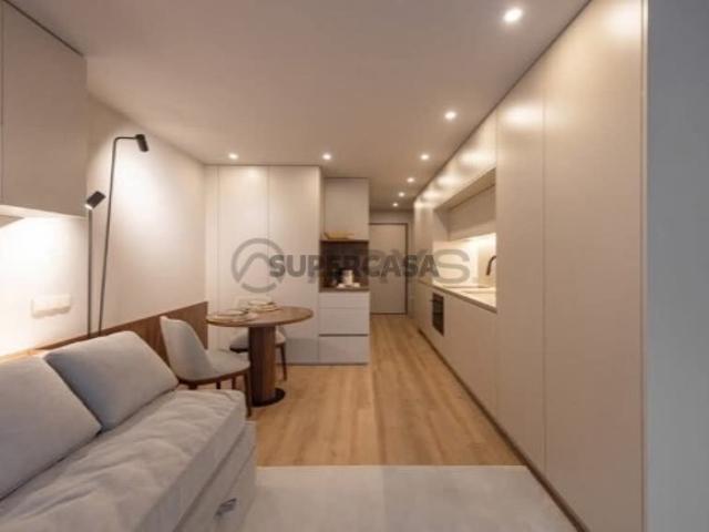 Apartamento T0 em Ferreiros e Gondizalves
