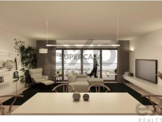 Apartamento T3 em Quelfes