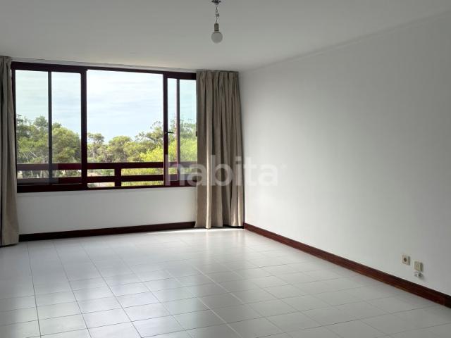 Apartamento T0 Junto à Praia de São João da Caparica Almada