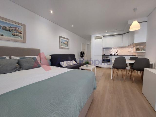 Apartamento T0 Mobilado para Arrendamento Centro Histórico de Cascais