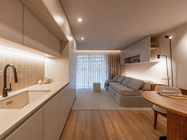 Apartamento T0 na Rua da Fábrica Acrescentar Residence