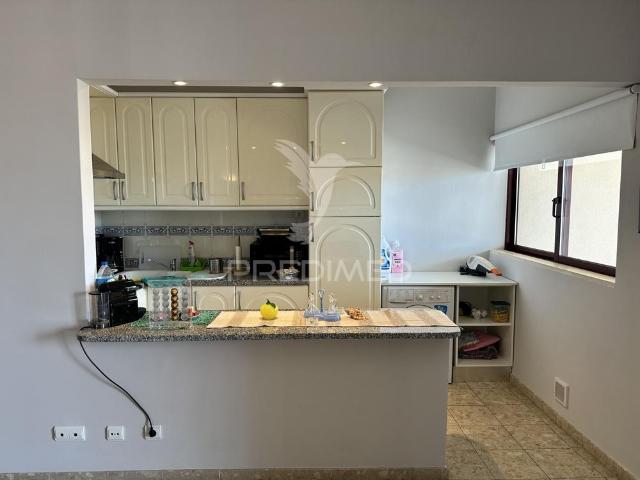 Apartamento t0 para arrendamento ao ano em condomínio privado!