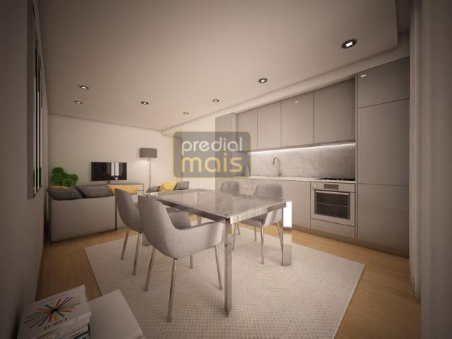 Apartamento T1+1 c/ Terraço Totalmente Renovado