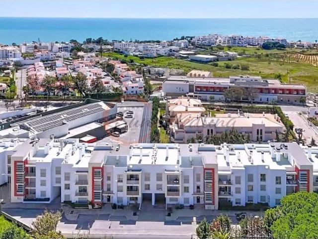 Apartamento T1+1 com Lugar de Garagem em Olhos de Água A p. 76m² Albufeira e Olhos de Água