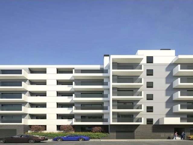 Apartamento T1+1 com varanda e garagem em novo empreendimento no Algarve