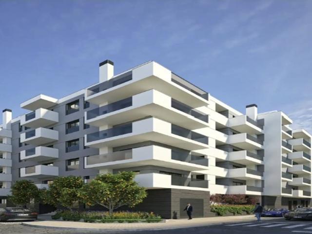 Apartamento T1+1 com varanda e garagem em novo empreendimento no Algarve