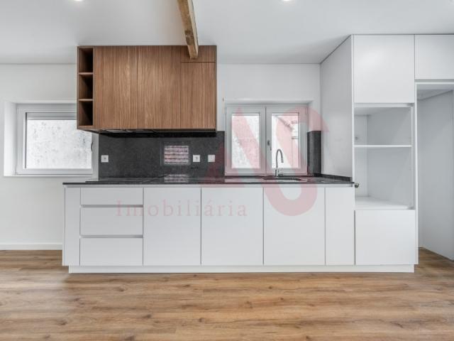 Apartamento T1+1 com Varanda no Centro de Vizela
