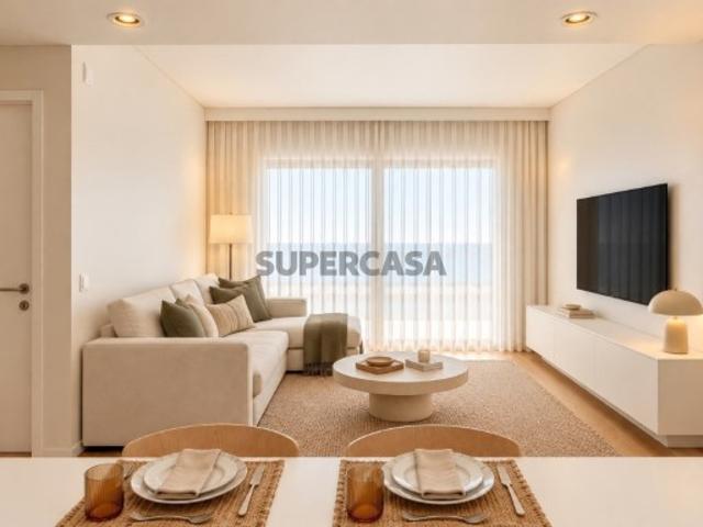 Apartamento T1+1 com Vista Mar, Varanda Privativa e Excelentes Comodidades em Sesimbra