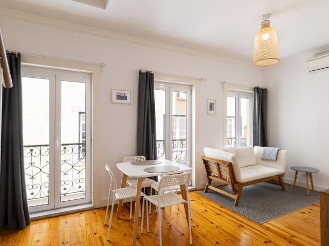 Apartamento T1+1 com 67m2 e Licença Al Estrela 45m² Estrela