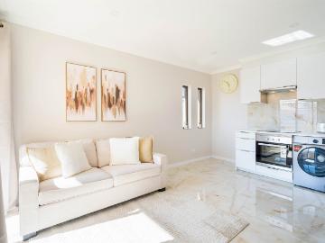 Apartamento T1+1 central, luminoso e recentemente renovado 51m² Albufeira e Olhos de Água