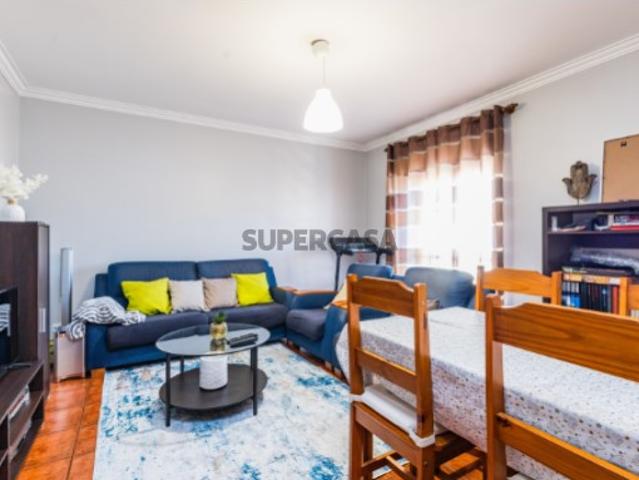 Apartamento T1+1 Centro Marinha Grande