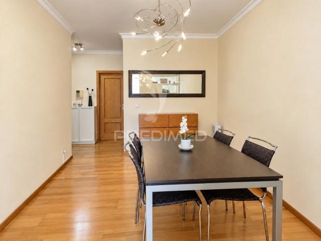 Apartamento T1+1 centro do Caniço
