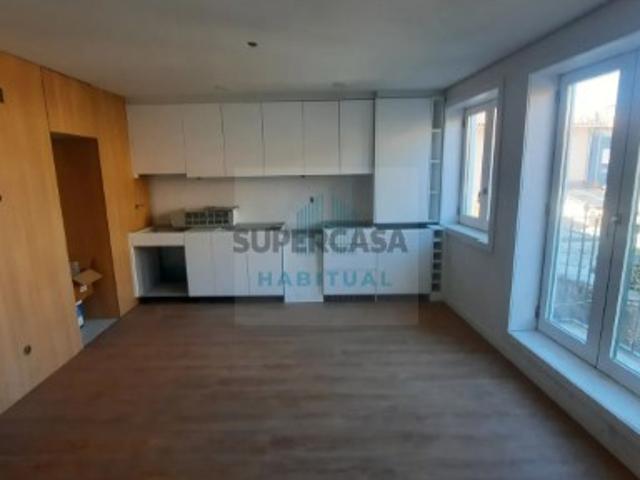 APARTAMENTO T1+1 DUPLEX NO CENTRO HISTÓRICO