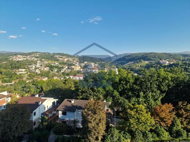 Apartamento T1+1 em Amarante