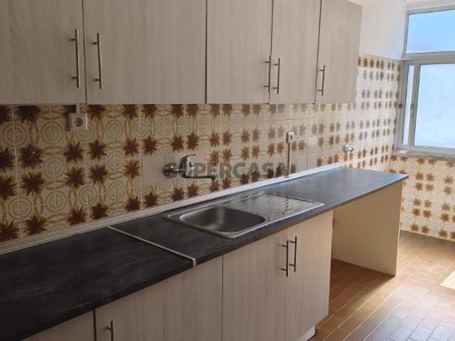 Apartamento T1+1 em Benavente
