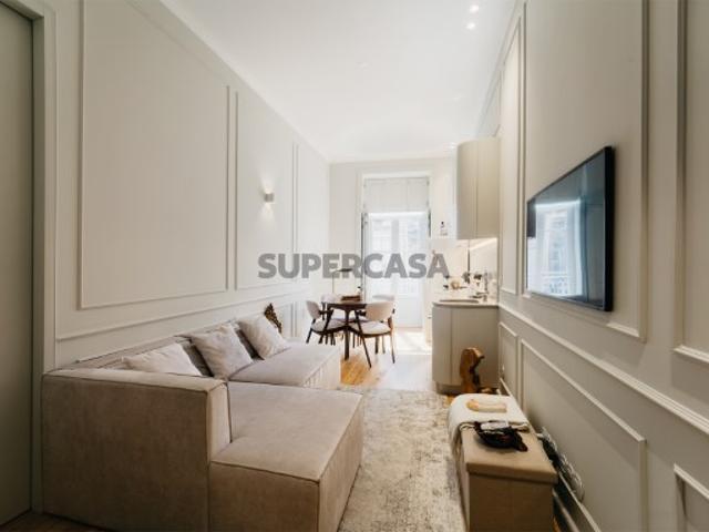 Apartamento T1+1 em excelentes condições, localizado em S. Vicente no centro histórico de Braga