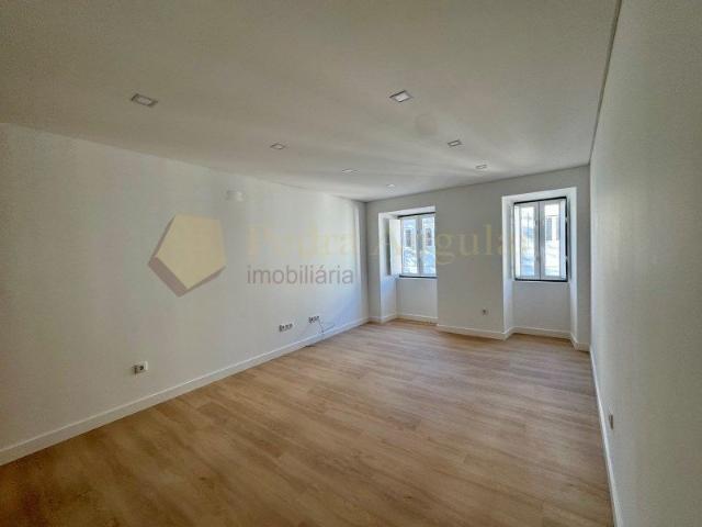 Apartamento T1+1 em Setúbal