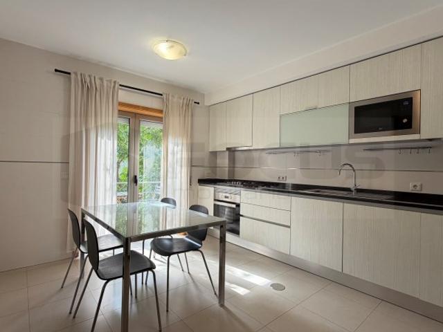 Apartamento T1+1, mobiliado AVEIRO / Glicínias