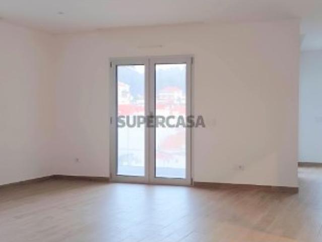 Apartamento T1+1 na Nazaré