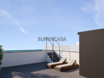 Apartamento T1+1 na Nazaré