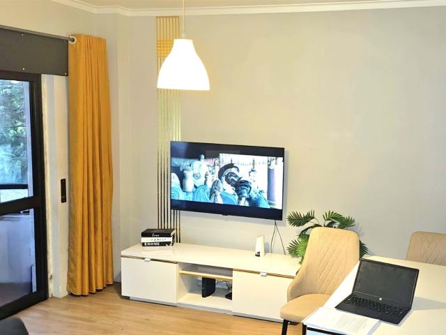 Apartamento T1+1 na Rinchoa | Investimento com Rendimento Im. 70m² Rio De Mouro