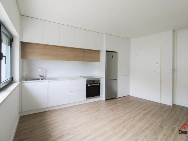apartamento t1+1 na rua direita são pedro do sul para arrendamento