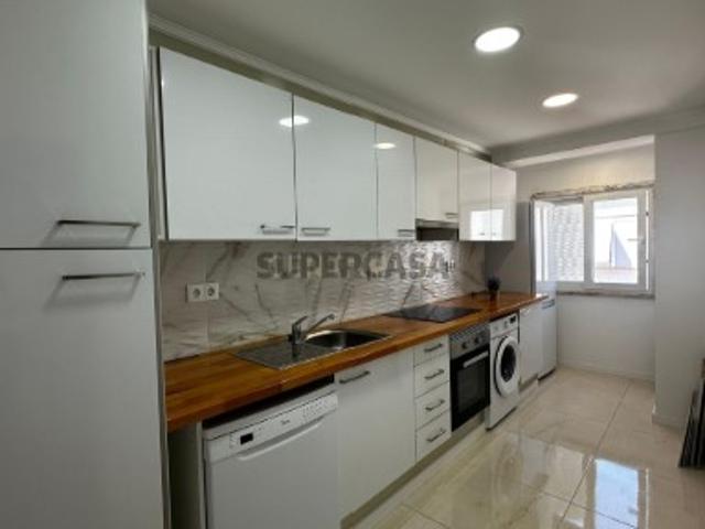 Apartamento T2 na Amadora