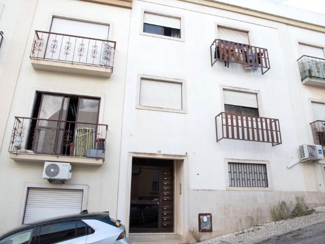 Apartamento T1+1 para Arrendamento em Setúbal