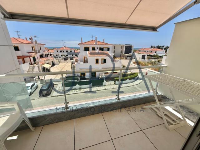 Apartamento T1+1 para Arrendamento Outubro a Maio