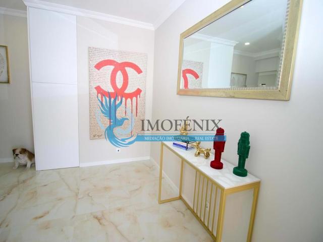 Apartamento T1+1 renovado com varanda a sul e estacionamento. 51m² Albufeira e Olhos de Água