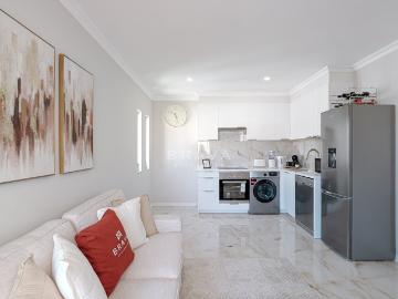 Apartamento T1+1 Totalmente remodelado localizado em Albufei. 56m² Albufeira e Olhos de Água
