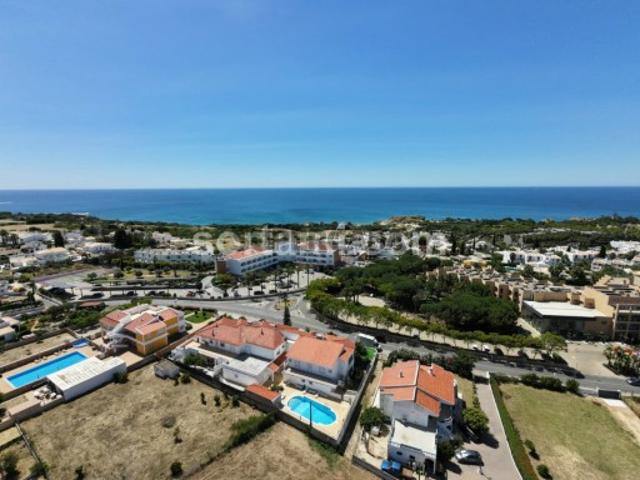 Apartamento T1+1 Venda em Albufeira e Olhos de Água,Albufeira