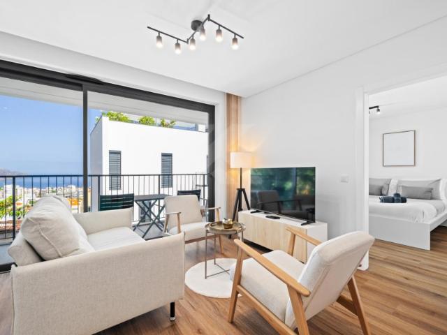 Apartamento T1 +1 Barreiros, São Martinho, Funchal