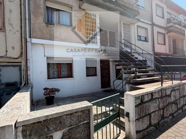 Apartamento T1 +1 com espaço exterior Oliveira do Douro 68m² Oliveira Do Douro