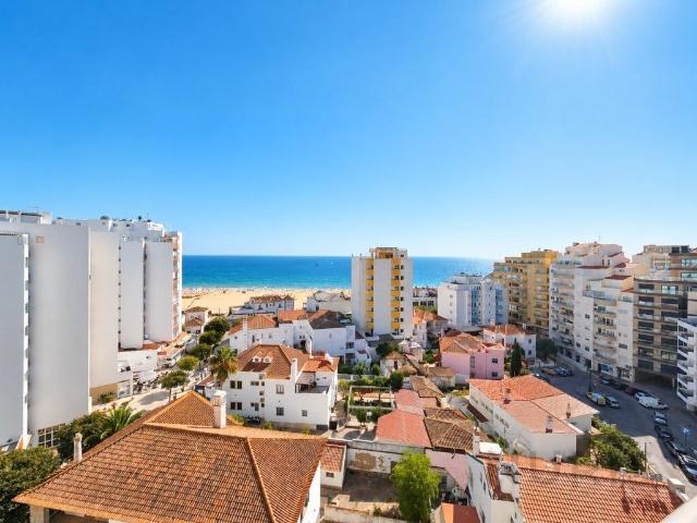 Apartamento T1 + 1 para Venda com Garagem na Praia da Rocha 60m² Portimão