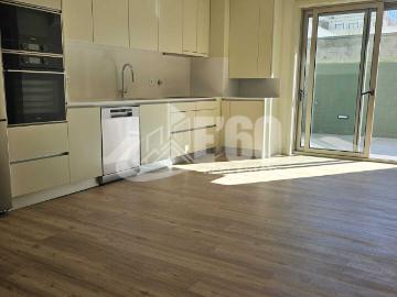 Apartamento T1 + 1