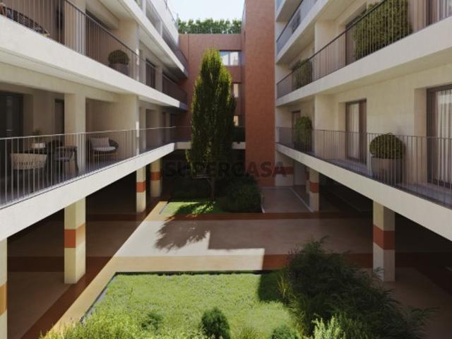 Apartamento T1, terraço e estacionamento, Arroios Lisboa