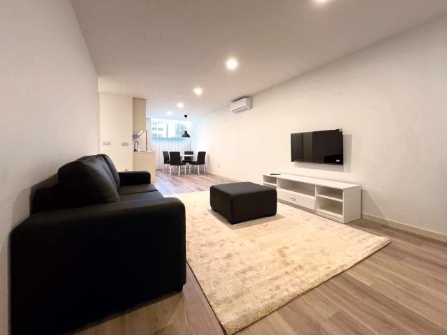 Apartamento T1 totalmente remodelado, equipado e mobilado em Gualtar em Braga para arrendamento